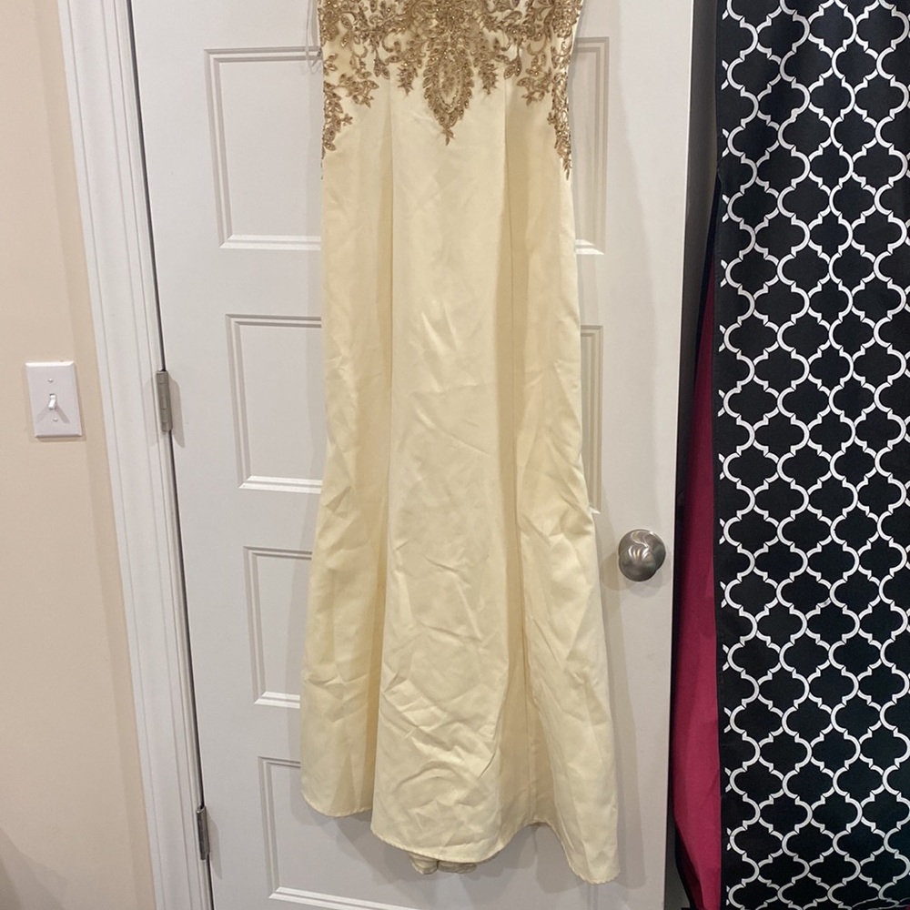 Elizabeth K/ Gls Collective Dress, Small (2-4), Cream And Gold. View 2
